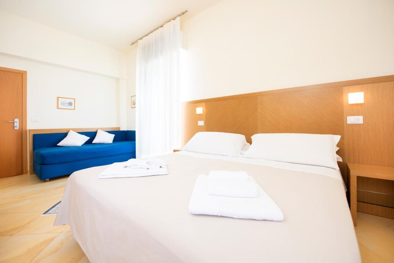 Hotel Mexico Bellaria – Igea Marina Kültér fotó